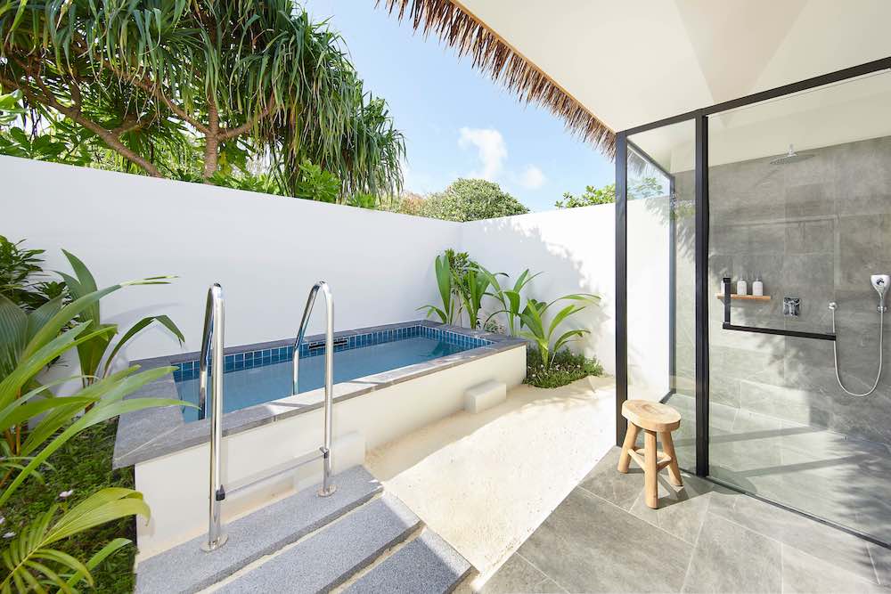 Beach Villa with Garden Pool photo 3